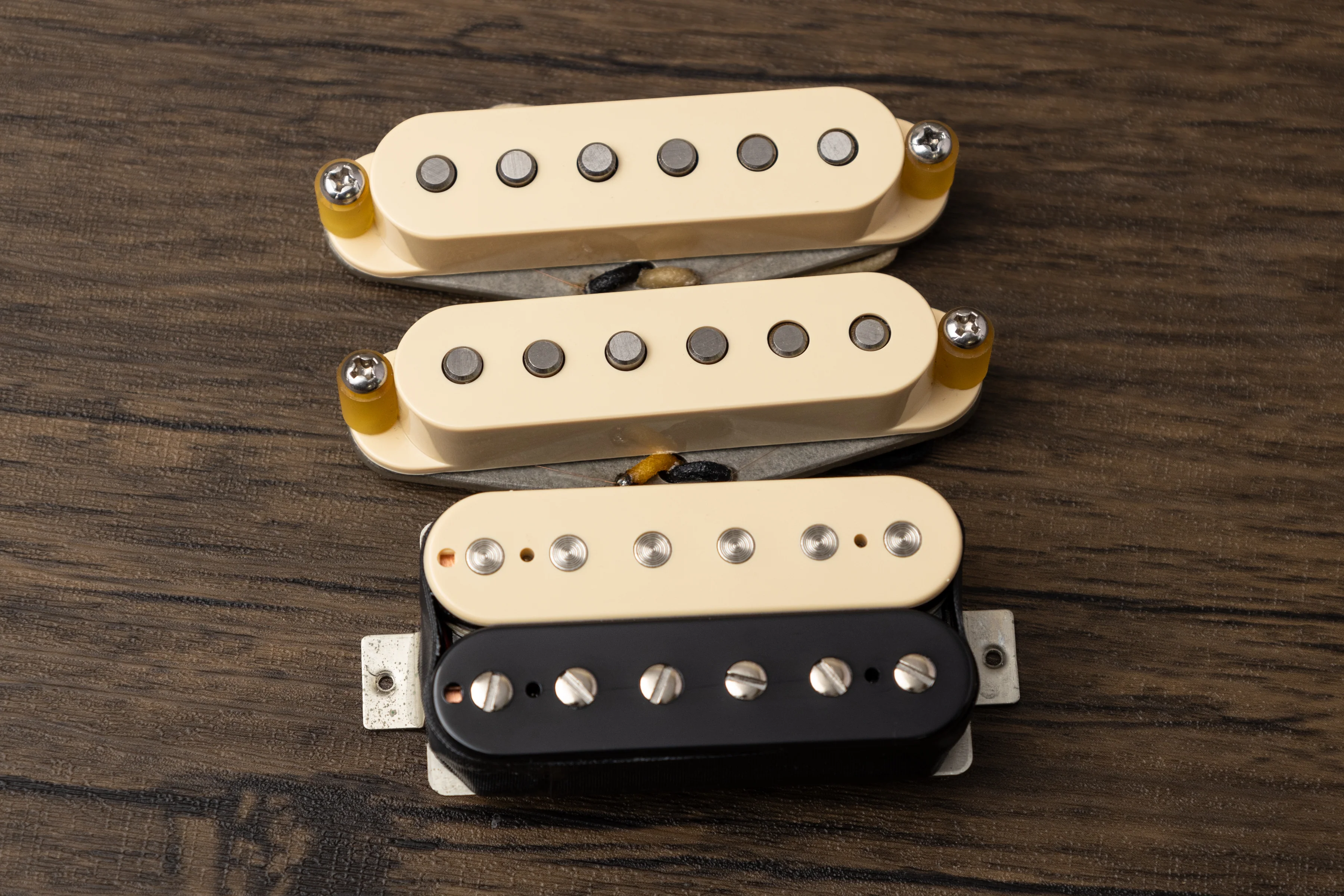 The Alnico 2 HSS Set - Image 8